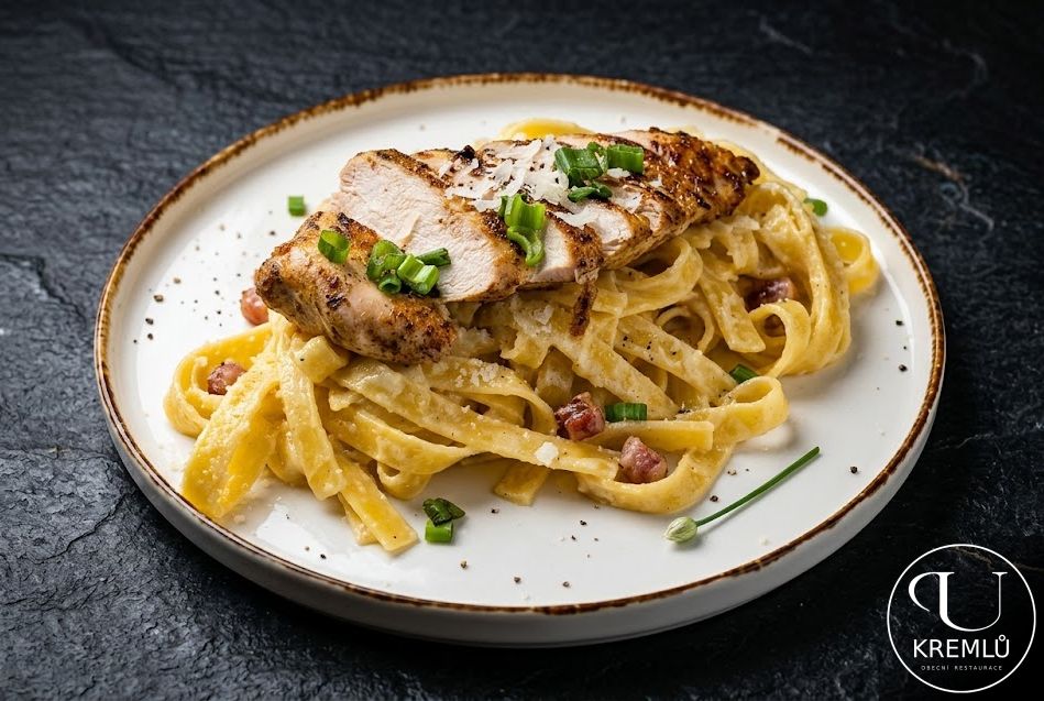 150g Tagliatelle alla carbonara s kuřecím masem a parmezánem